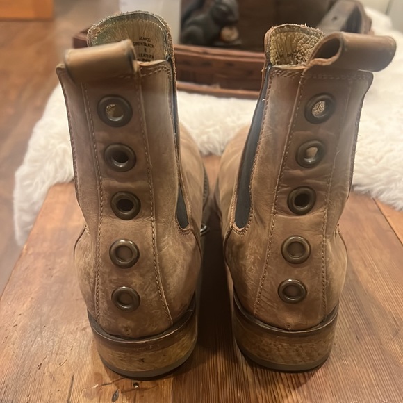 Free people women’s boots - Picture 2 of 2